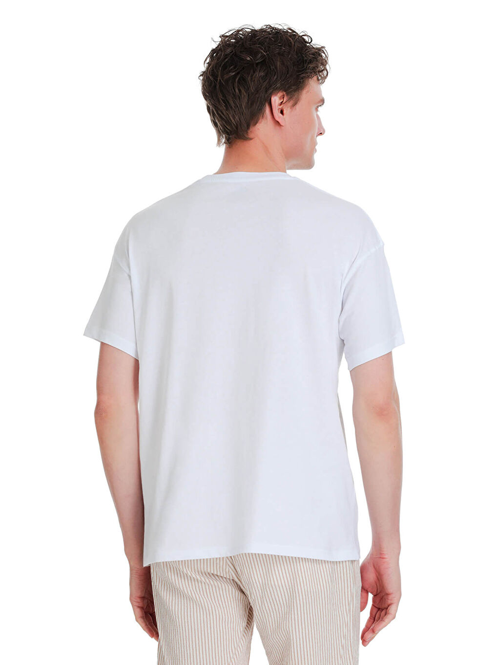 Beyaz Regular Fit 100% Pamuk Bisiklet Yaka  Tişört-4