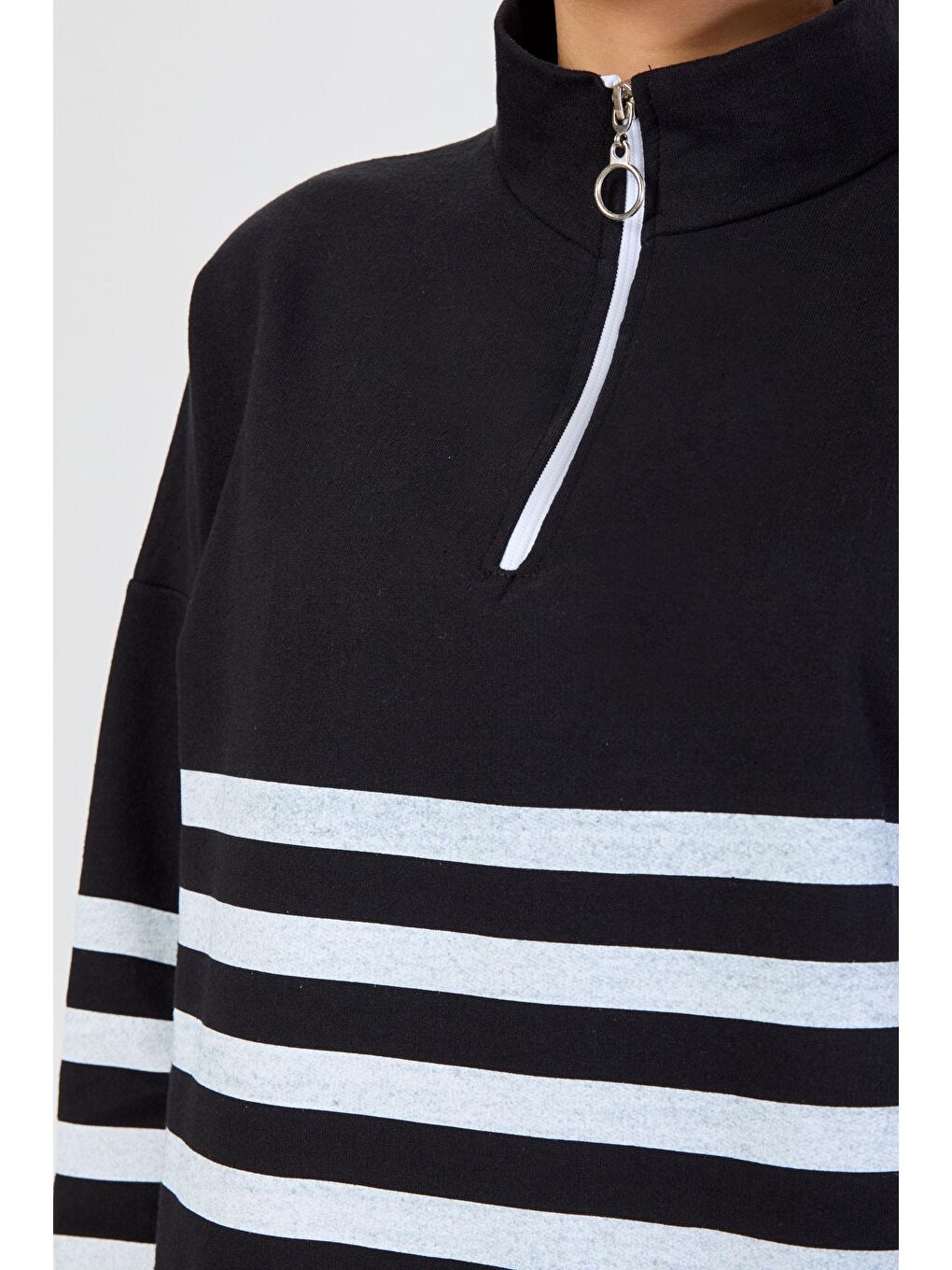 Hakim Yaka Kadın Siyah Sweat - 13101-4