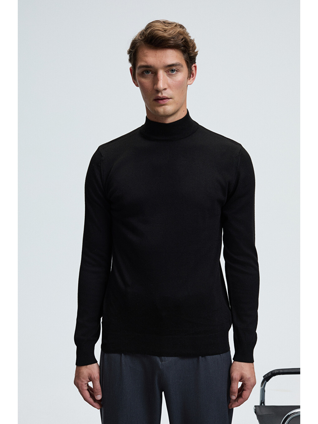 Rebel Erkek Yarım Balıkçı Yaka Basic Slim Fit Triko Siyah Kazak-6