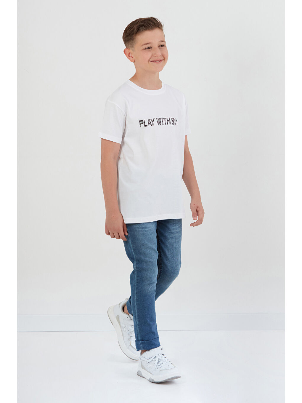 Beyaz %100 Pamuk Play With Sky Baskılı Erkek Çocuk Tişört-4