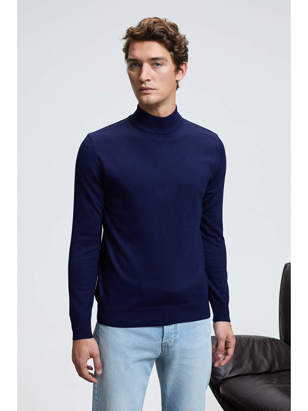 Rebel Erkek Yarım Balıkçı Yaka Basic Slim Fit Triko Lacivert Kazak