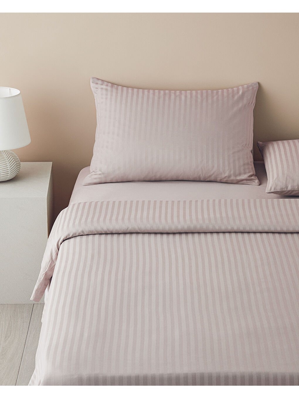 Pembe Crystal İpeksi Twill King Size Nevresim Takımı 240x220 cm Gül Kurusu-1