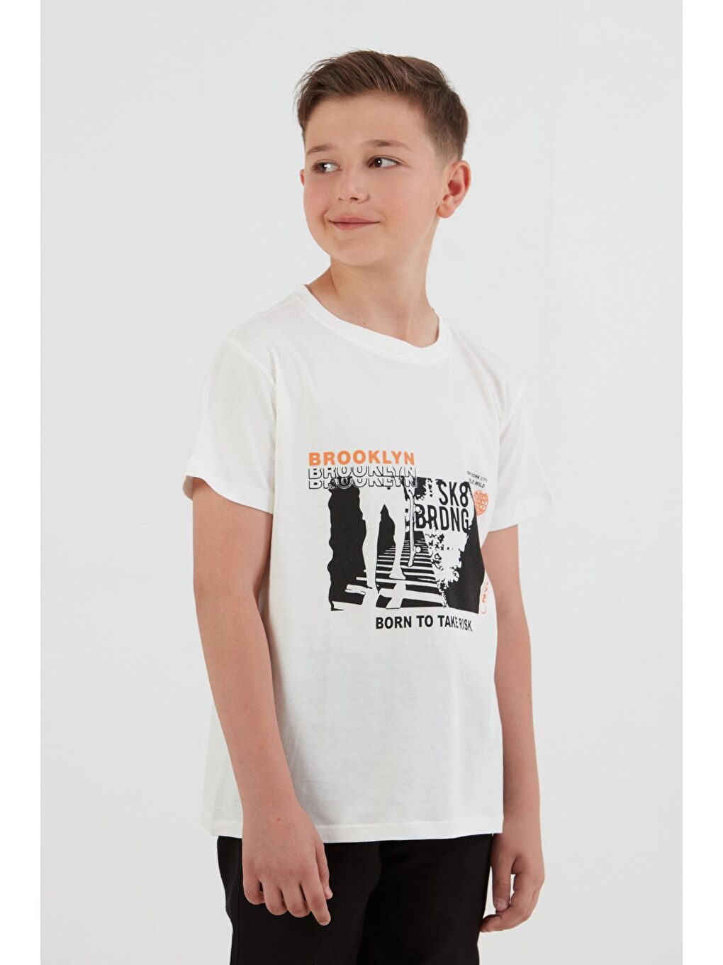 Ekru %100 Pamuk Brooklyn Baskılı Erkek Çocuk Tişört-4