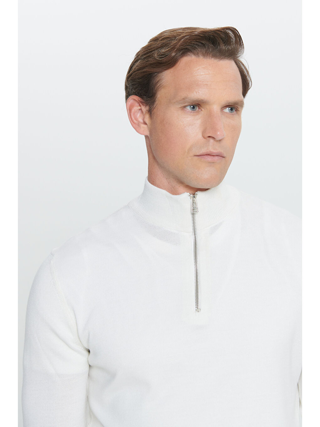 Erkek Ekru Standart Fit Normal Kesim Bato Yaka Triko Kazak-2