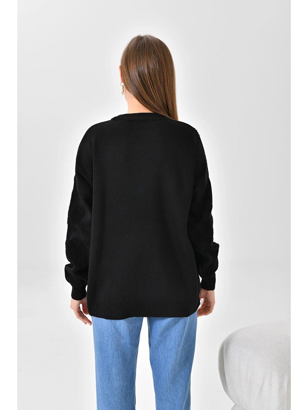 Siyah Kalp Desenli İnce Oversize Triko Kazak-4