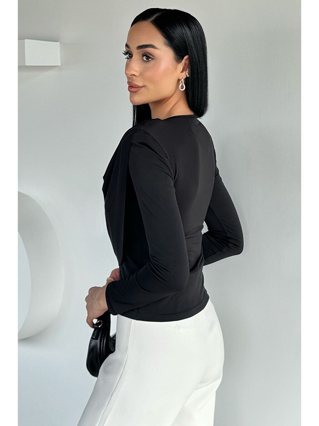 Siyah Kadın Şal Yaka Elastanlı Bluz-3