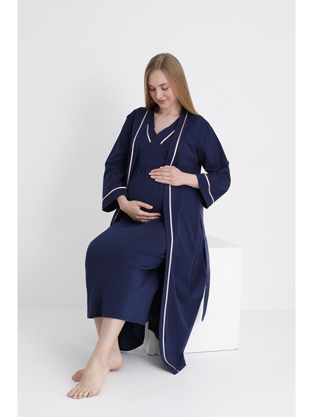 Lacivert Sabahlıklı Hamile ve Lohusa V Yaka Sıfır Kol Gecelik Takımı-1