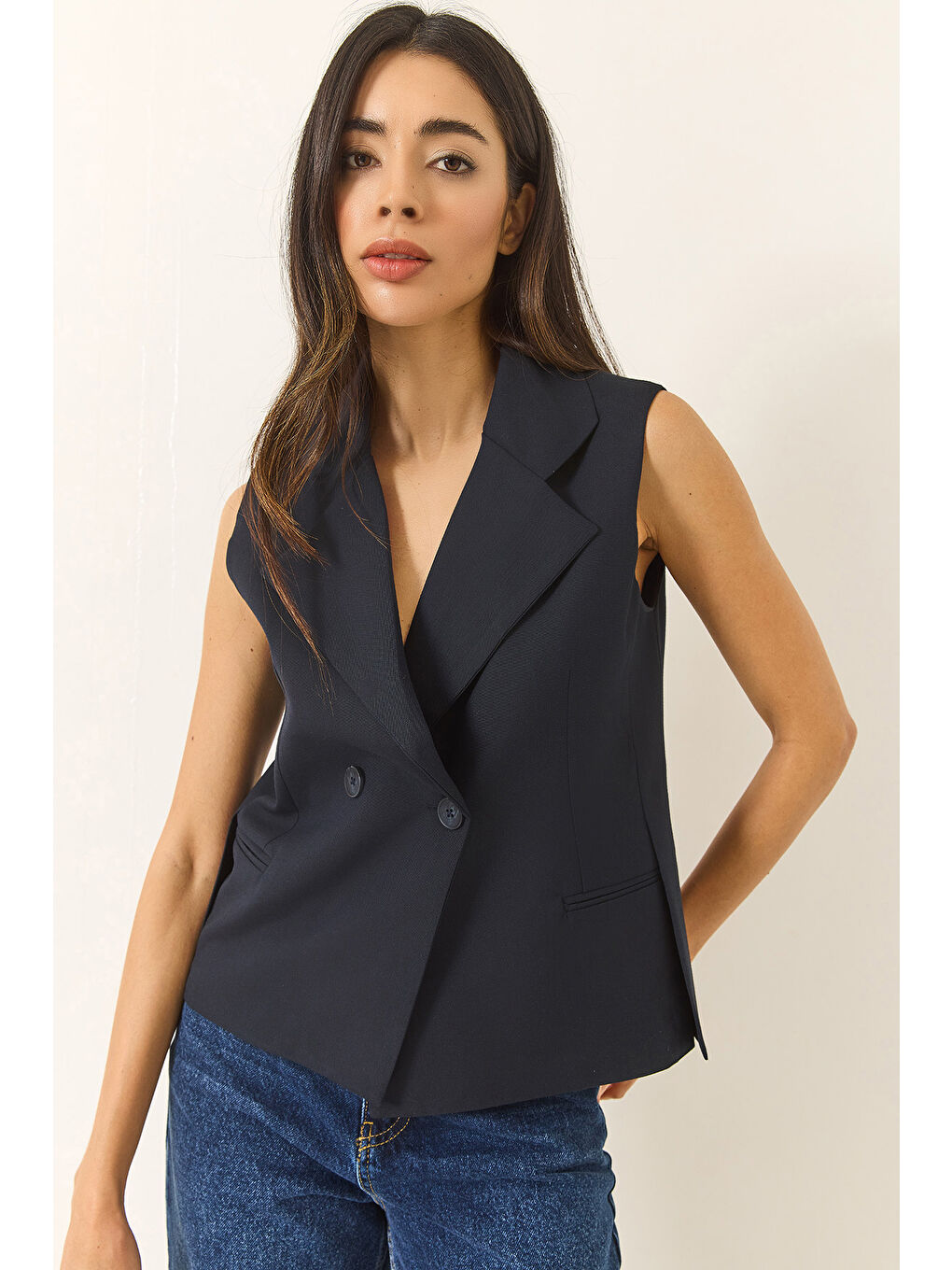 Lacivert Kadın Şal Yaka Asimetrik Kesim Yelek