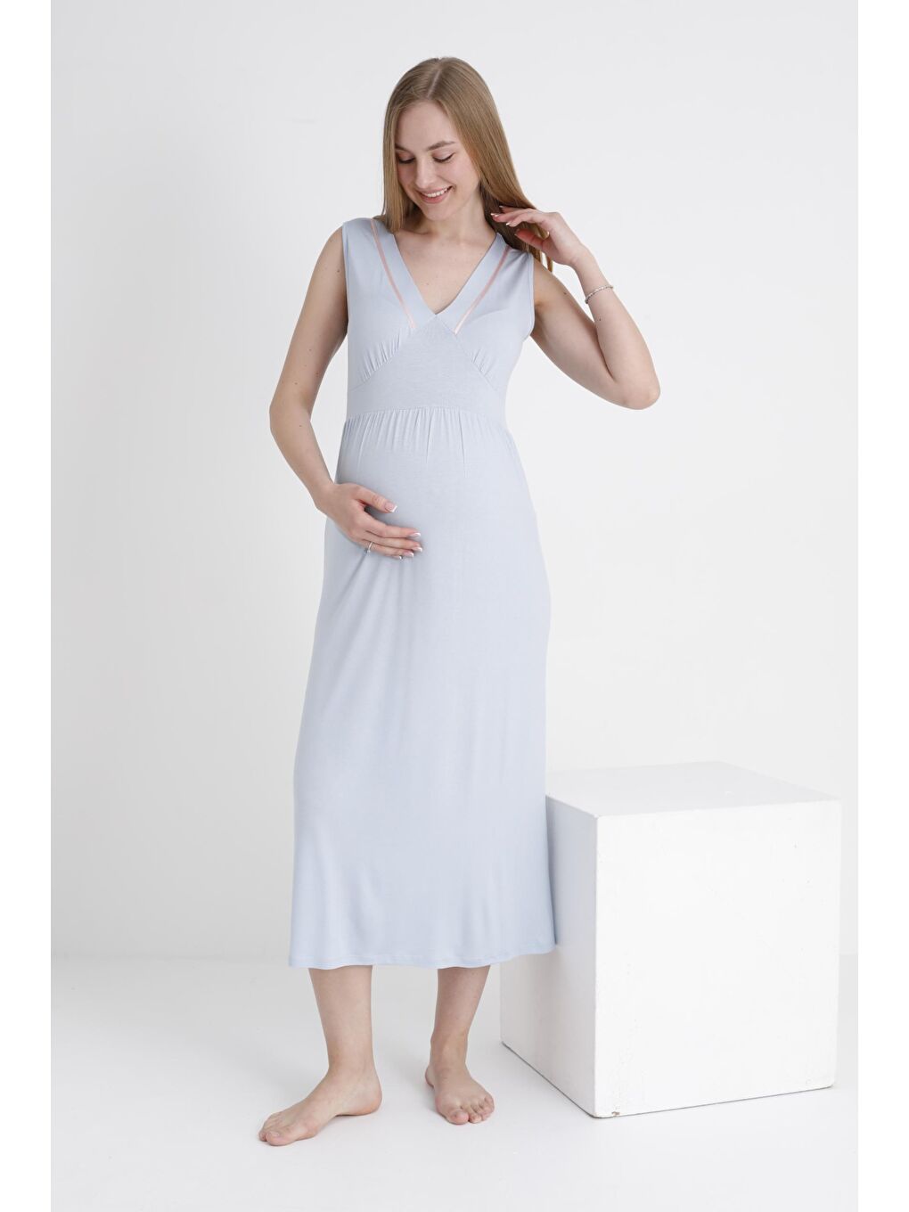 Mavi Sabahlıklı Hamile ve Lohusa V Yaka Sıfır Kol Gecelik Takımı-4