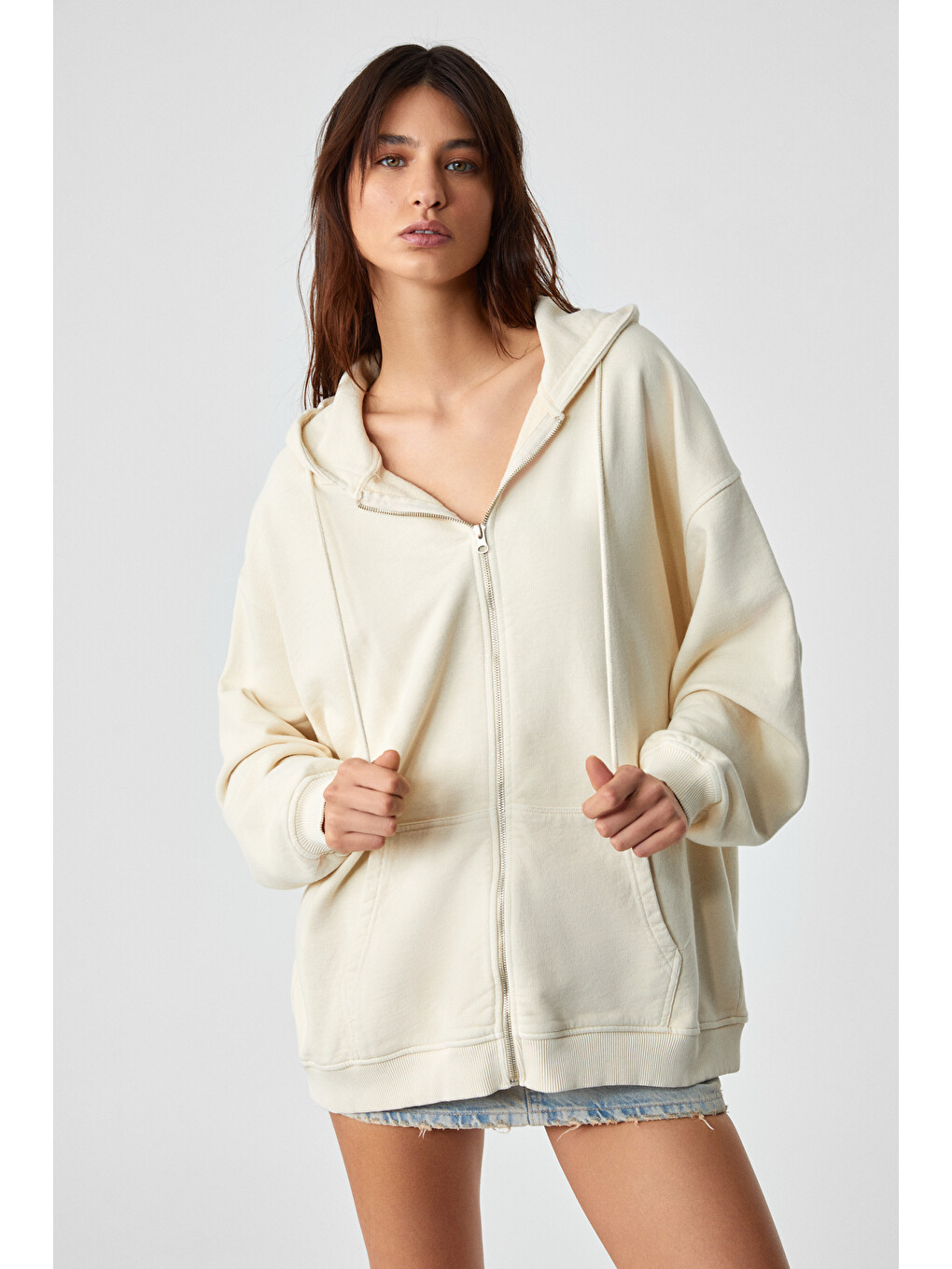 Ekru Nısporenı Kadın Oversize Fit Kapüşonlu %100 Organik Pamuk 3 İplik Krem Sweatshirt-3