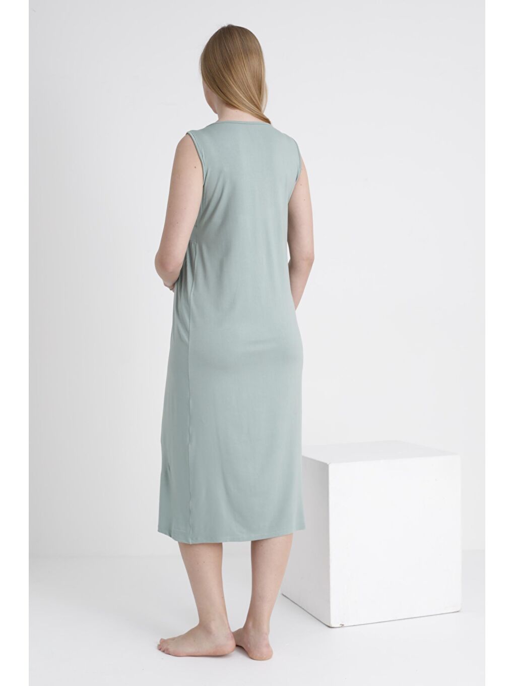 Yeşil Sabahlıklı Hamile ve Lohusa V Yaka Sıfır Kol Gecelik Takımı-5