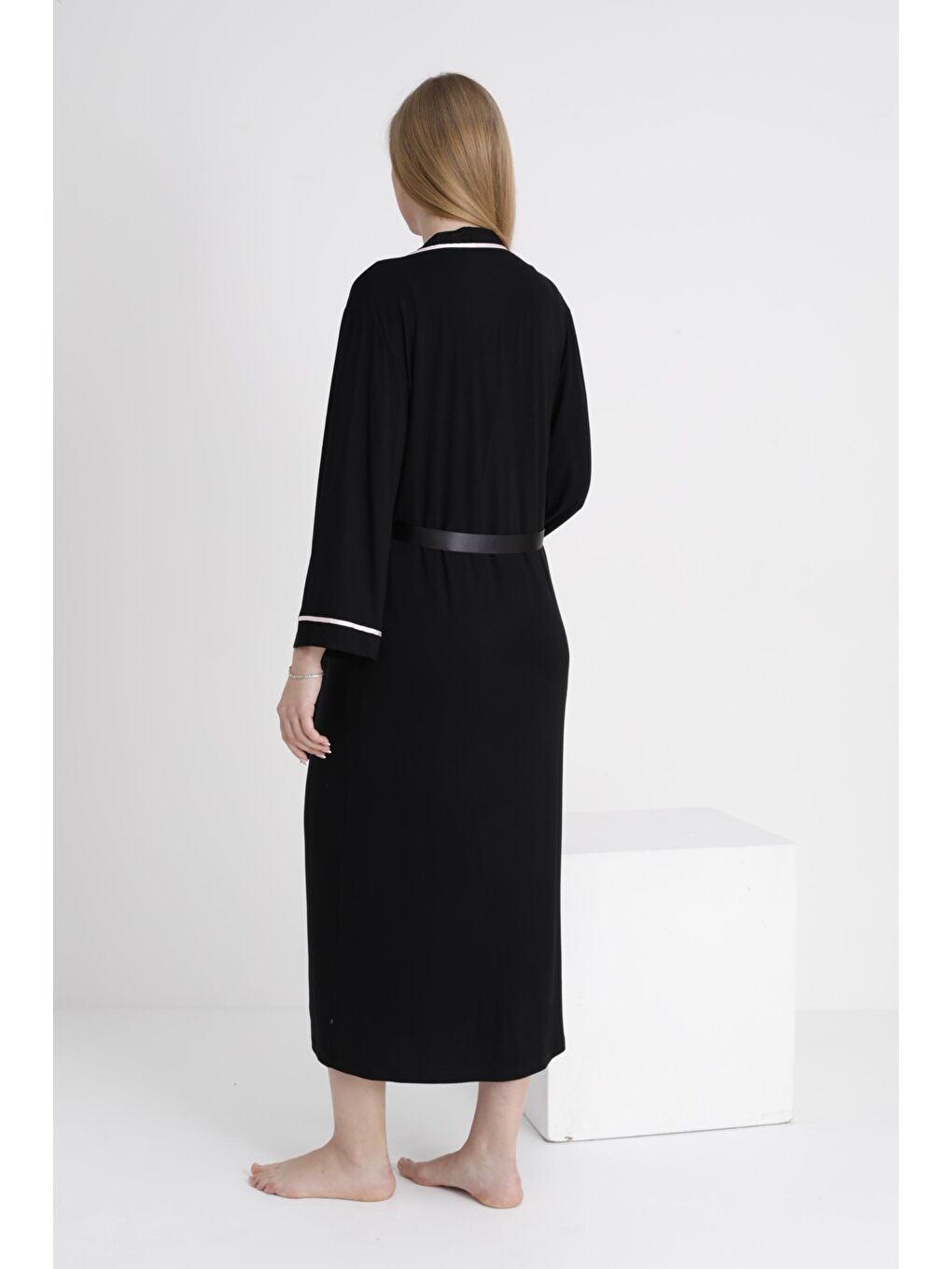 Siyah Sabahlıklı Hamile ve Lohusa V Yaka Sıfır Kol Gecelik Takımı-2