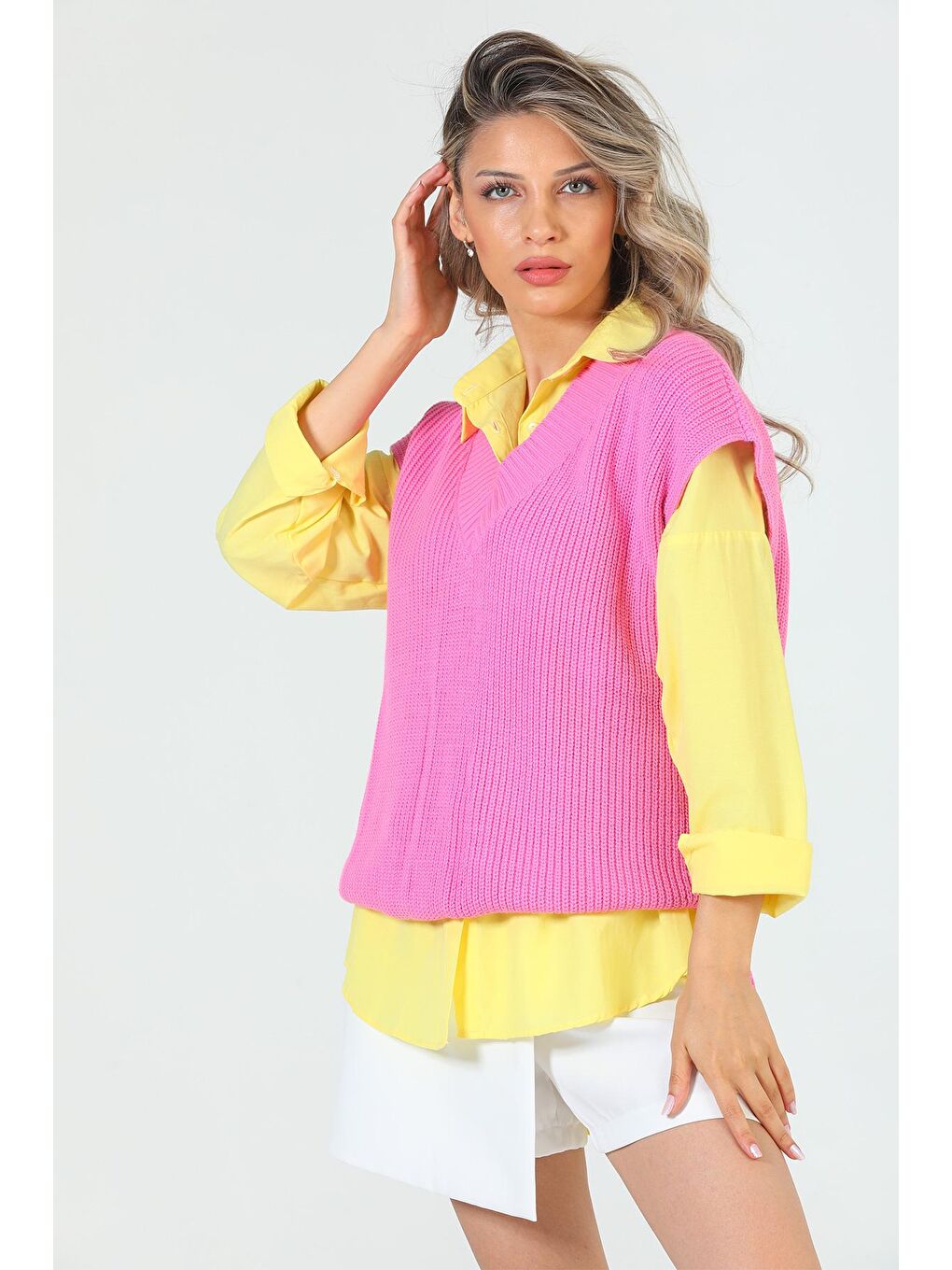 Pembe Kadın V Yaka Yan Yırtmaçlı Triko Süvete-1