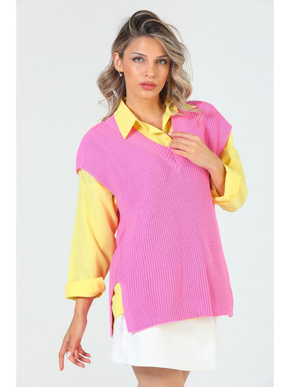 Pembe Kadın V Yaka Yan Yırtmaçlı Triko Süvete-3