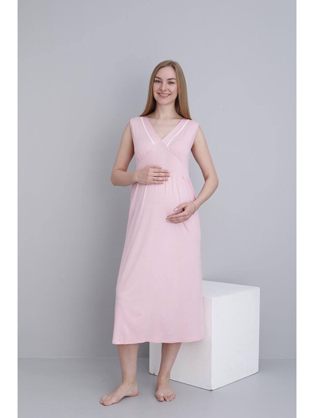 Pembe Sabahlıklı Hamile ve Lohusa V Yaka Sıfır Kol Gecelik Takımı-3