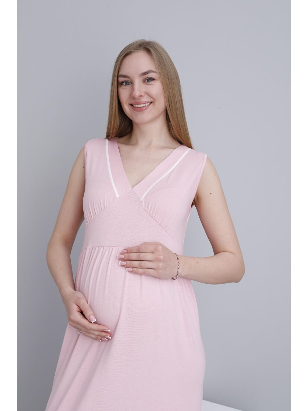 Pembe Sabahlıklı Hamile ve Lohusa V Yaka Sıfır Kol Gecelik Takımı-5