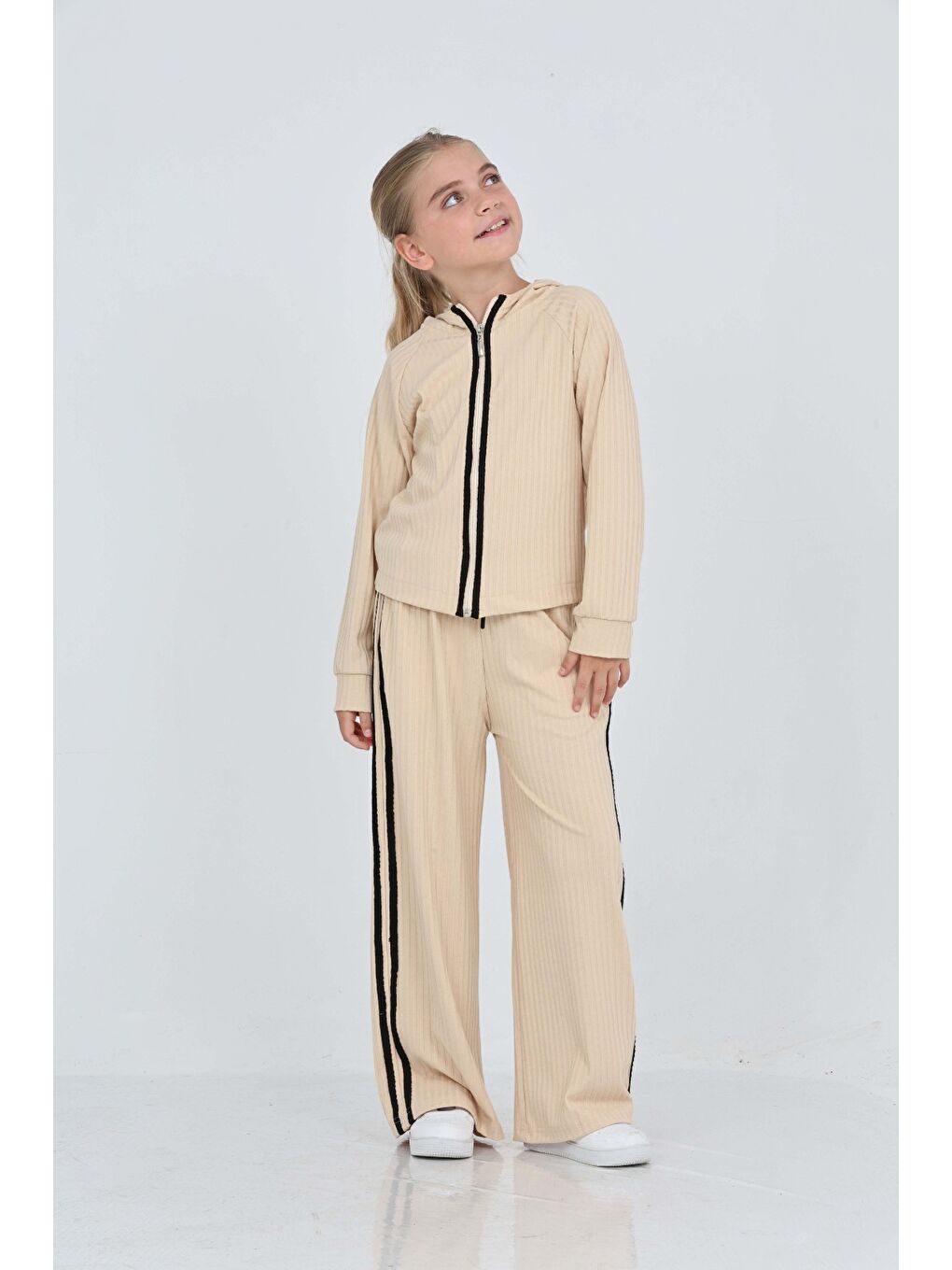 Bej Kız Çocuk Şerit Detaylı Eşofman Takım-2