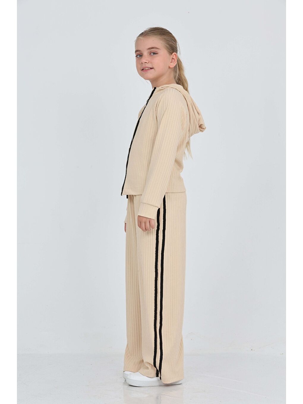 Bej Kız Çocuk Şerit Detaylı Eşofman Takım-5