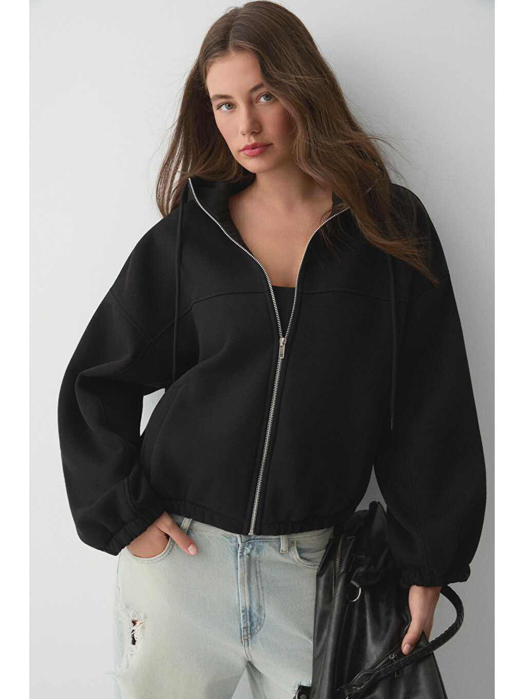 Valıt Kadın Çift Cepli Eteği Ve Kol Ucu Lastikli Fermuarlı Oversize Siyah Sweatshirt