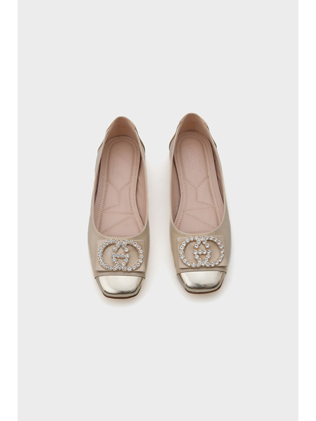 Bej Adel Küt Burunlu Taşlı Tokalı Kadın Babet-4