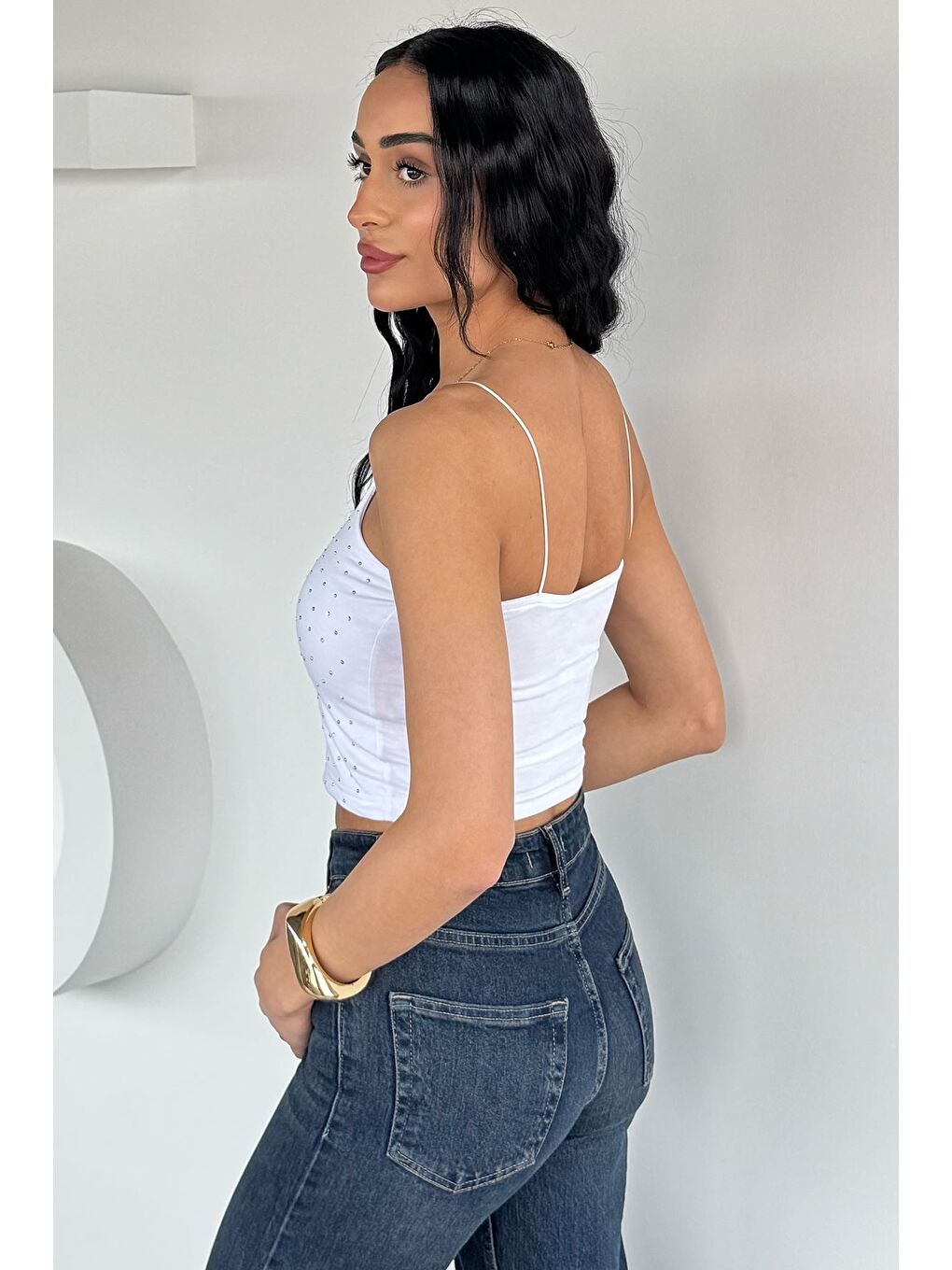 Beyaz Kadın Lastik Askılı Taşlı Crop Top Bluz-2