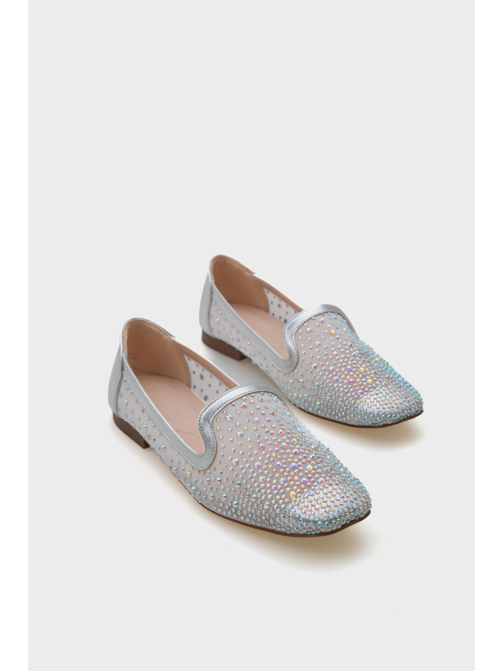 Gri Ada Küt Burunlu Fileli Taşlı Kadın Babet-1