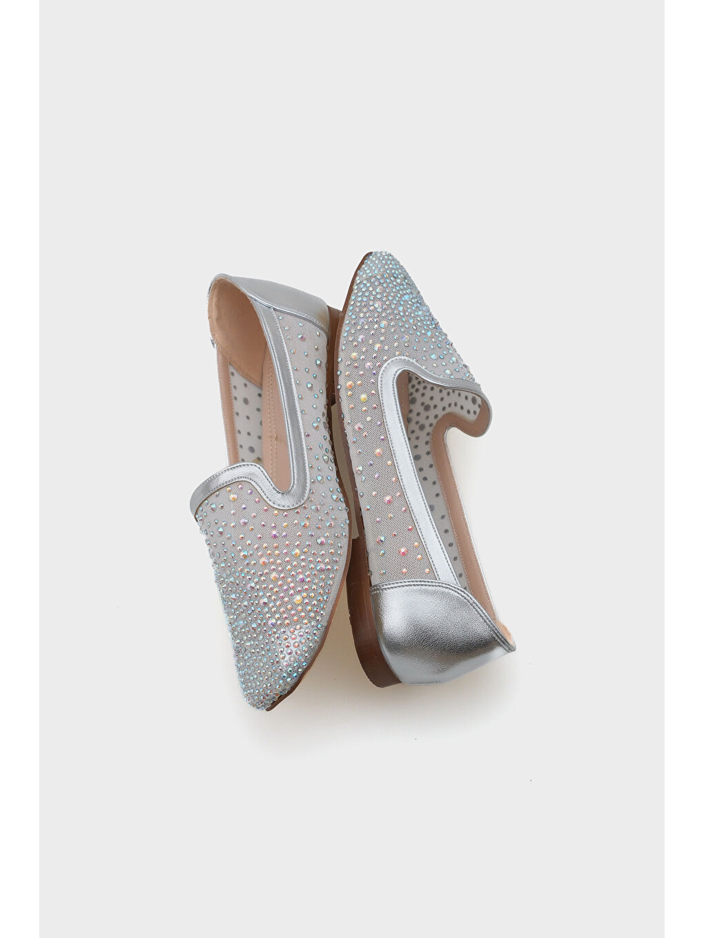 Gri Ada Küt Burunlu Fileli Taşlı Kadın Babet-3