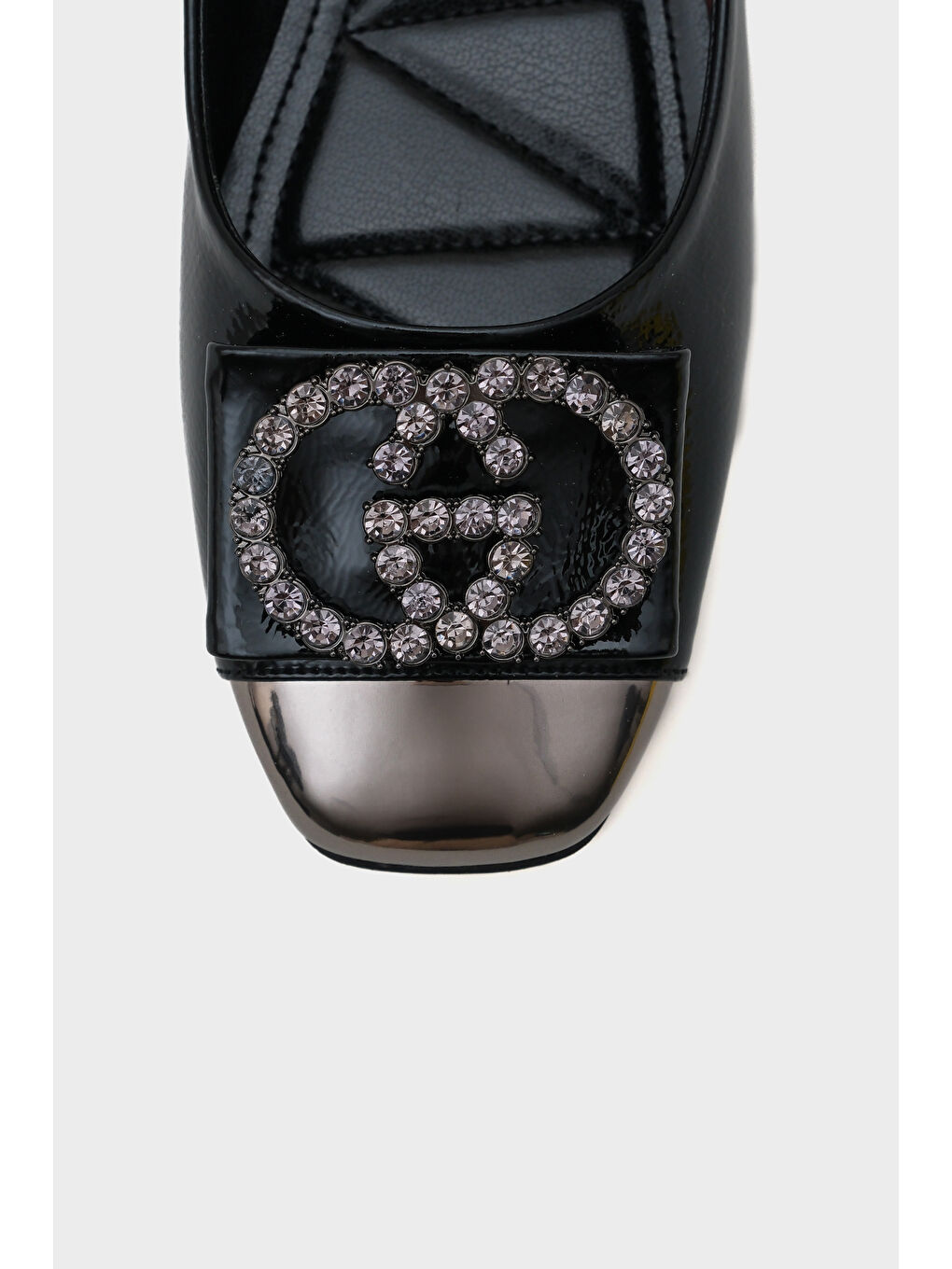 Bej Adel Küt Burunlu Taşlı Tokalı Kadın Babet-2