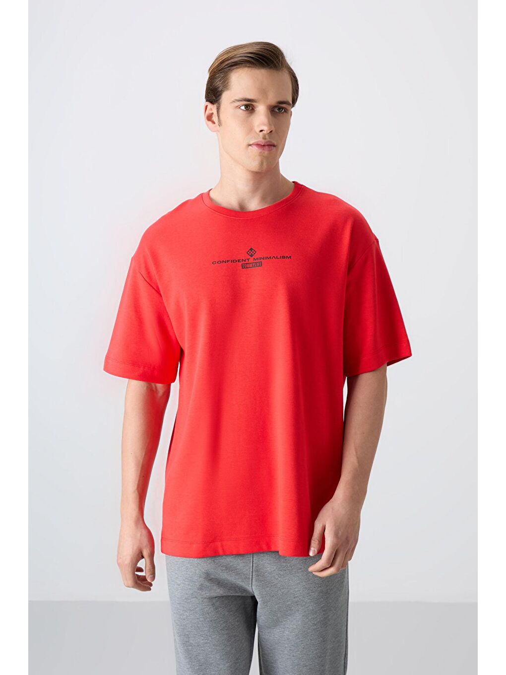 TOMMYLIFE Kırmızı Pamuklu Kalın Yumuşak Dokulu Oversize Fit Baskılı Erkek T-Shirt - 88321