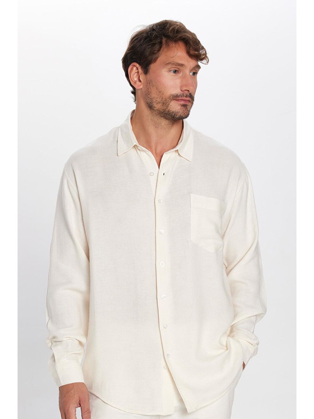 Erkek Relax Fit Rahat Kesim Viskon Pamuklu Tek Cepli Düz Ekru Gömlek