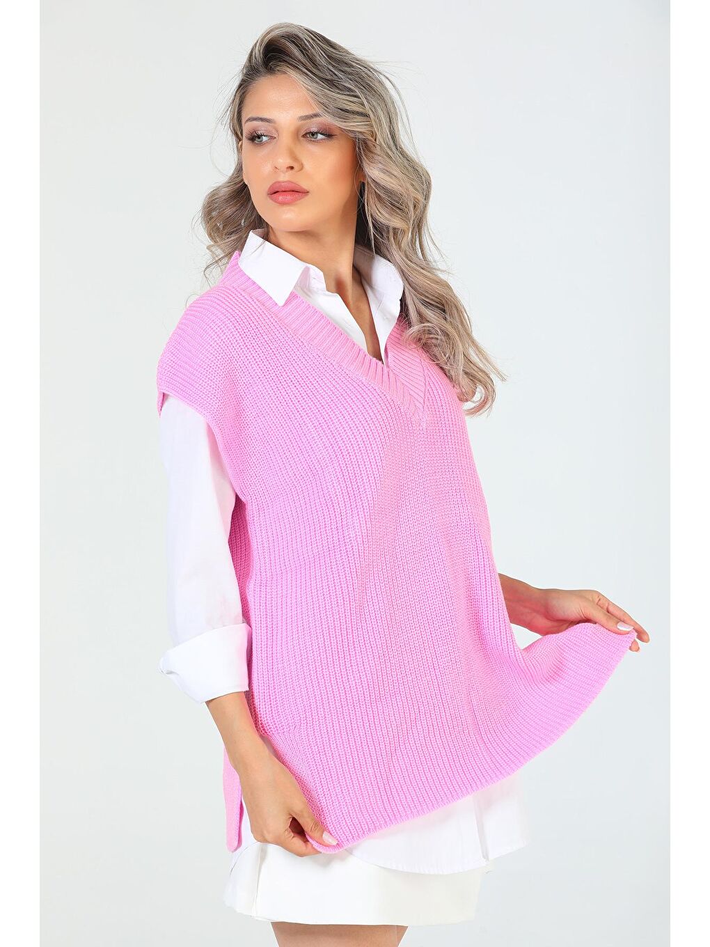 Pembe Kadın V Yaka Yan Yırtmaçlı Triko Süvete-2