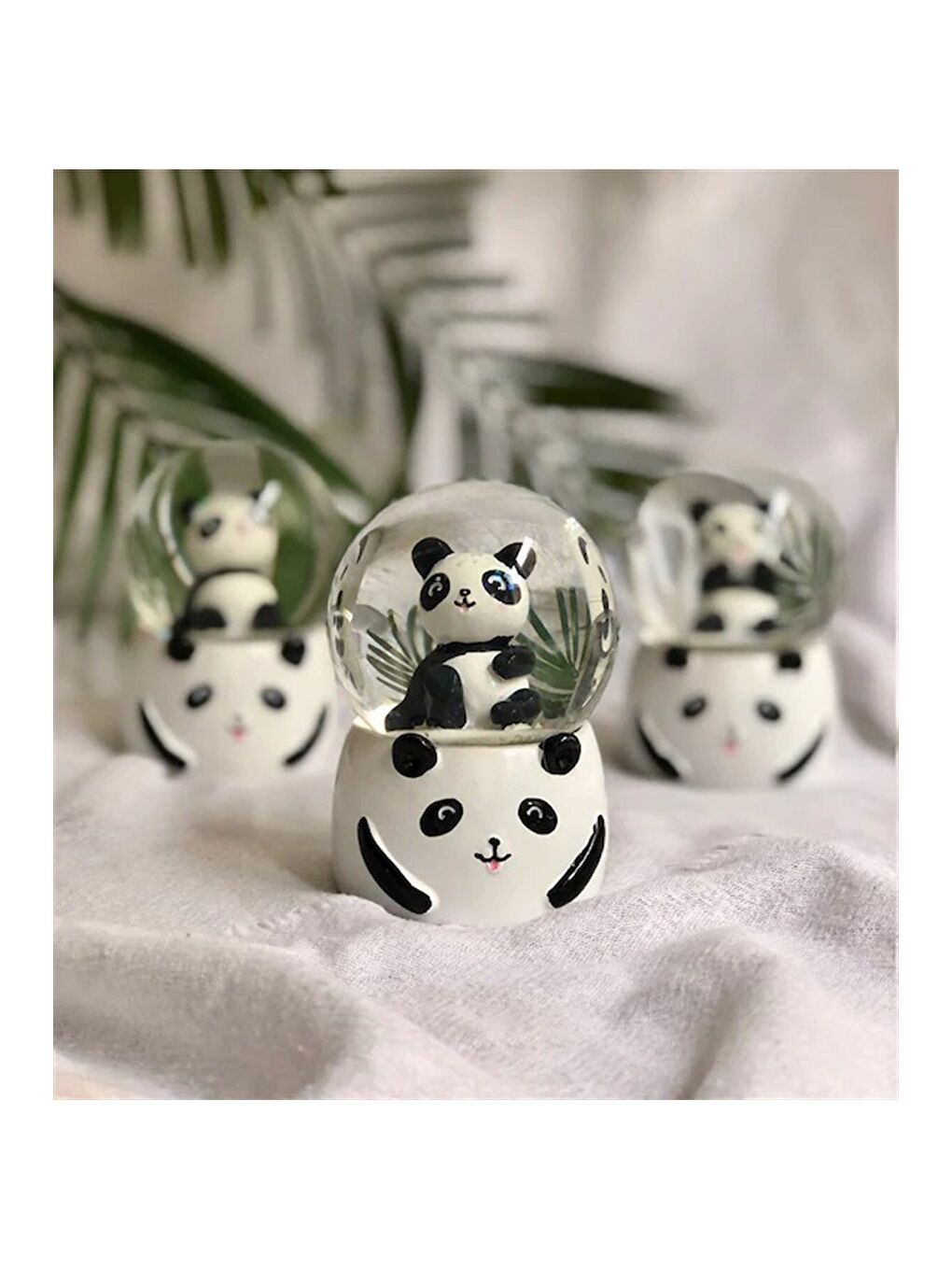 BAM HEDİYELİK EŞYA Karışık Mini Işıklı Panda Kar Küresi - 1