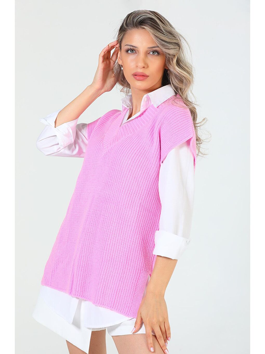 Pembe Kadın V Yaka Yan Yırtmaçlı Triko Süvete-4