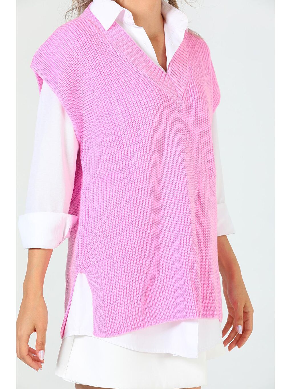 Pembe Kadın V Yaka Yan Yırtmaçlı Triko Süvete-5