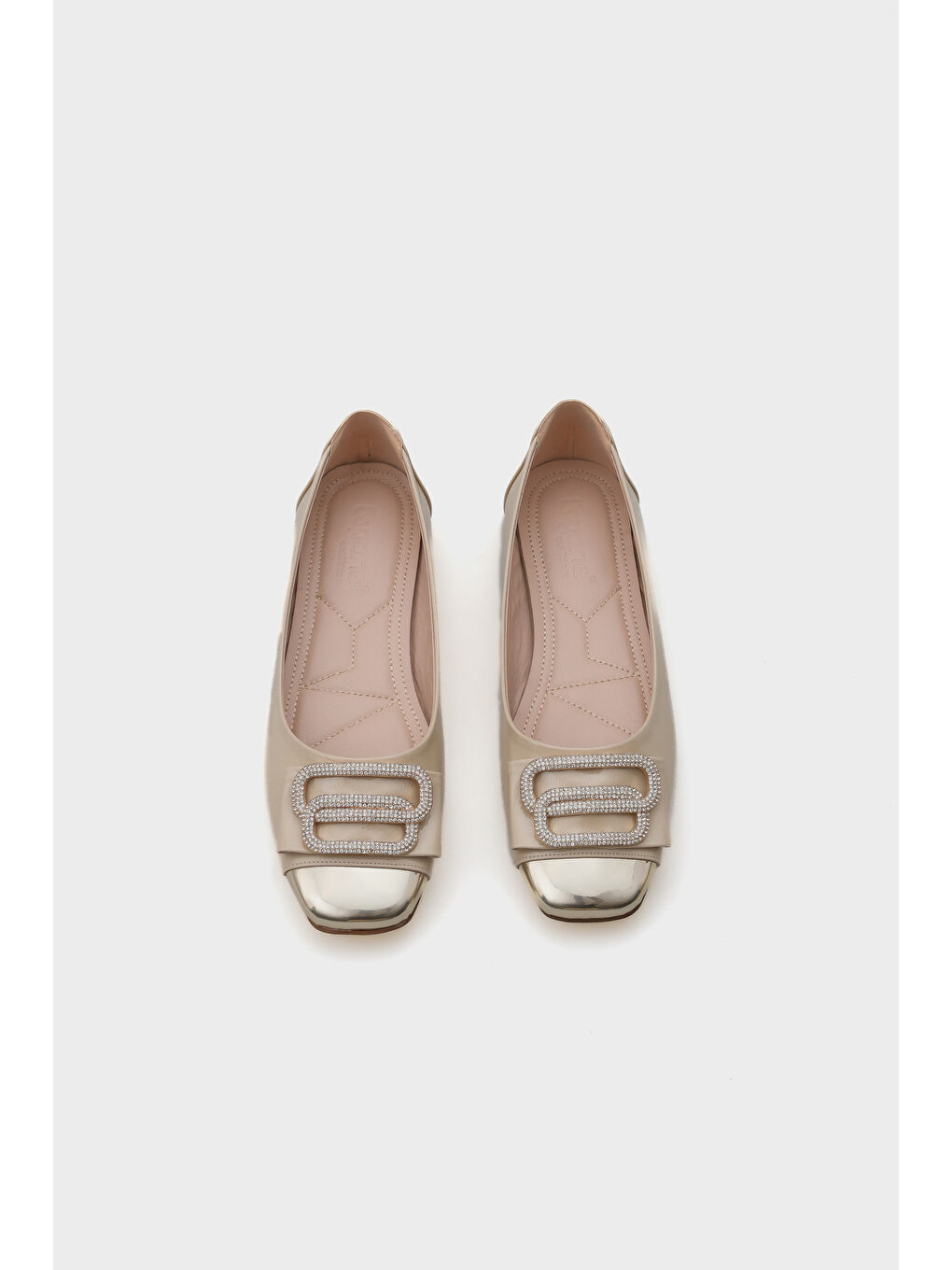 Bej Adina Küt Burunlu Aynalı Taşlı Tokalı Kadın Babet-4