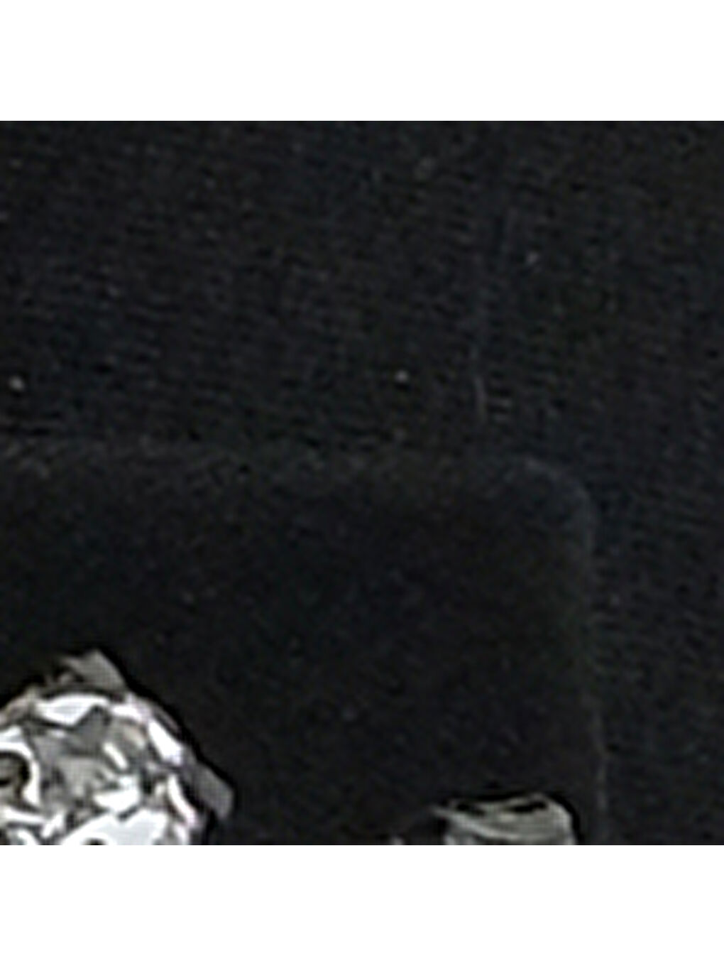 Siyah Agnes Burnu Metalli Taşlı Tokalı Babet-6