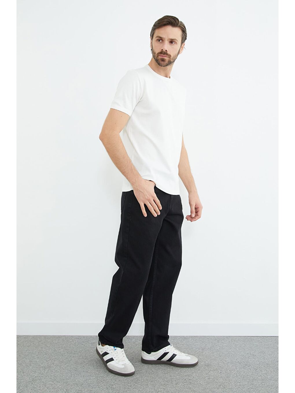 Ekru Basic Bisiklet Yaka Ribanalı Tişört-2