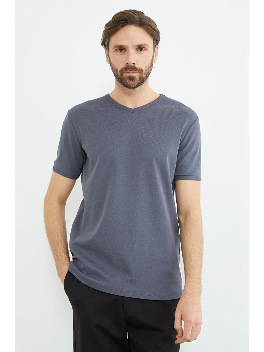Antrasit Basic Ribanalı V Yaka Tişört-1