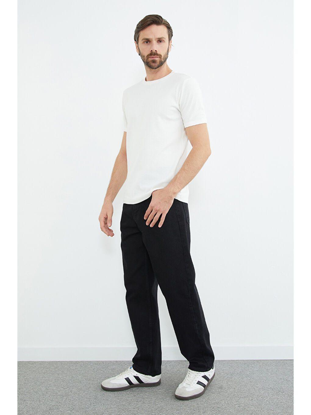 Ekru Basic Bisiklet Yaka Ribanalı Tişört-3