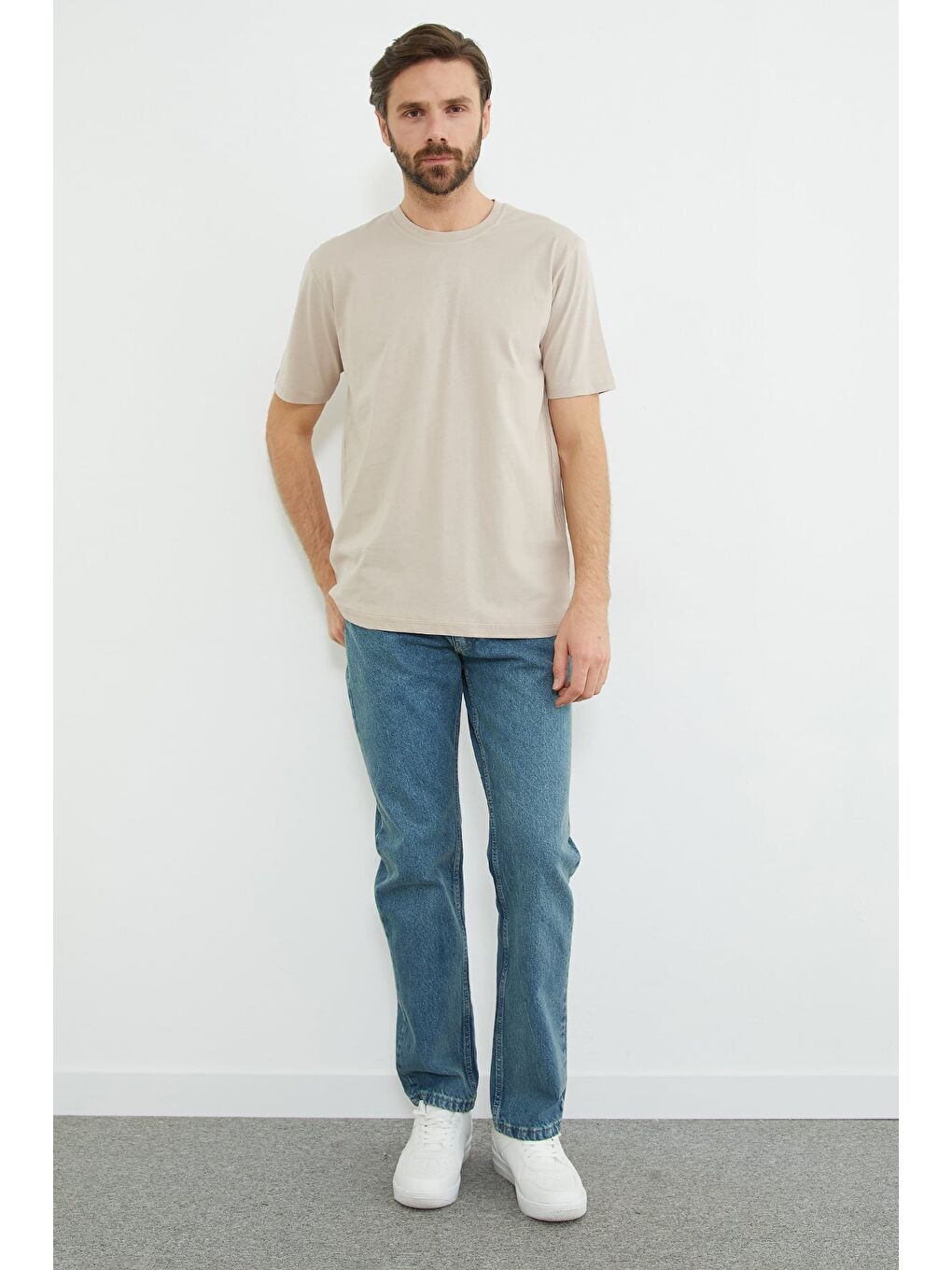 Bej Basic Bisiklet Yaka Tişört-4