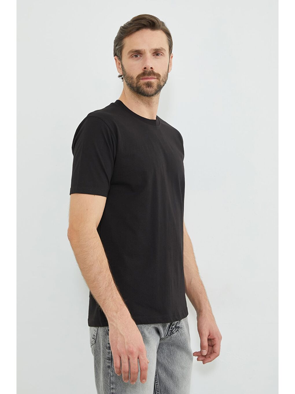 Siyah Basic Bisiklet Yaka Tişört-4