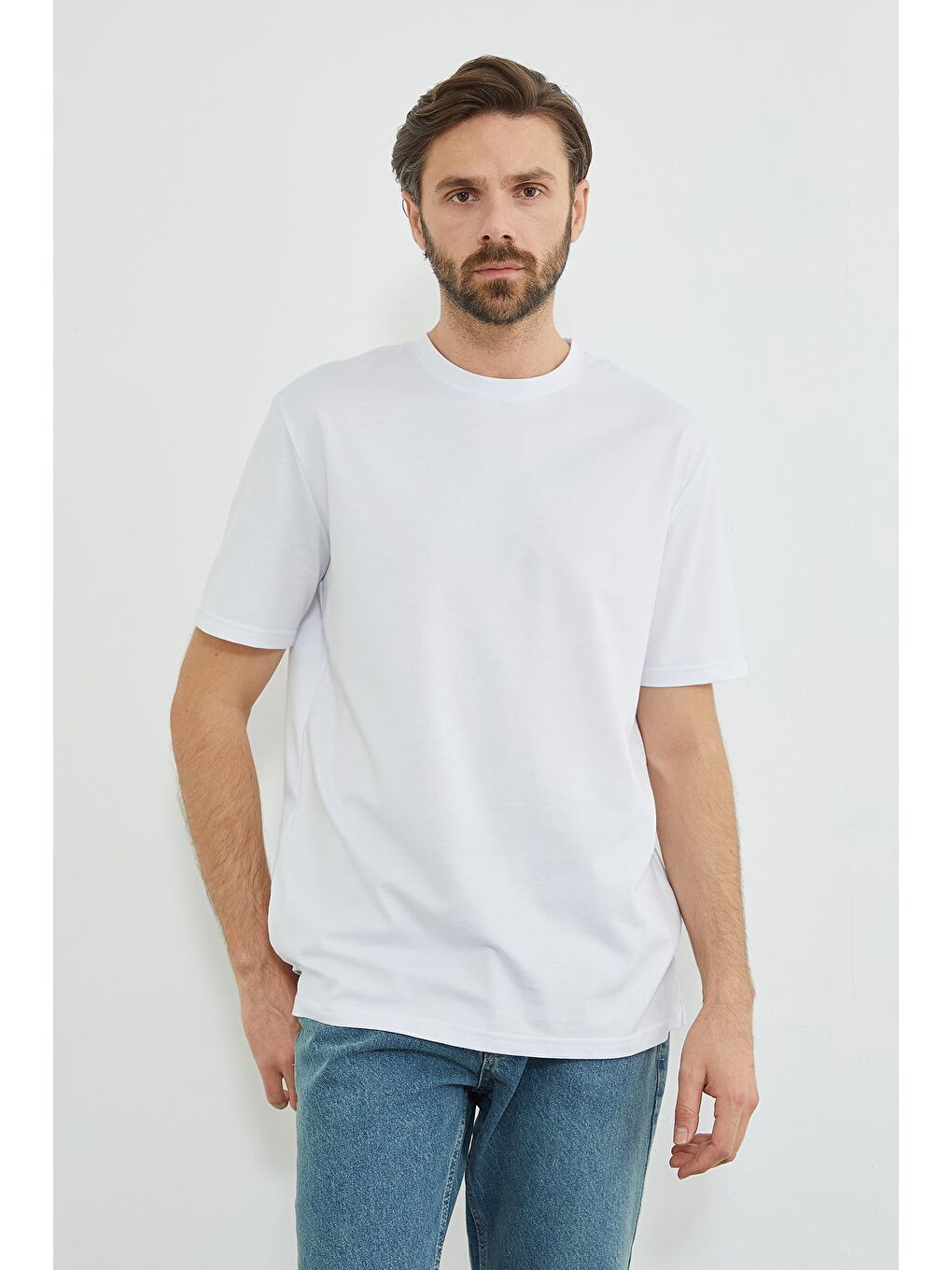 Beyaz Oxford Kumaş Bisiklet Yaka Tişört-1