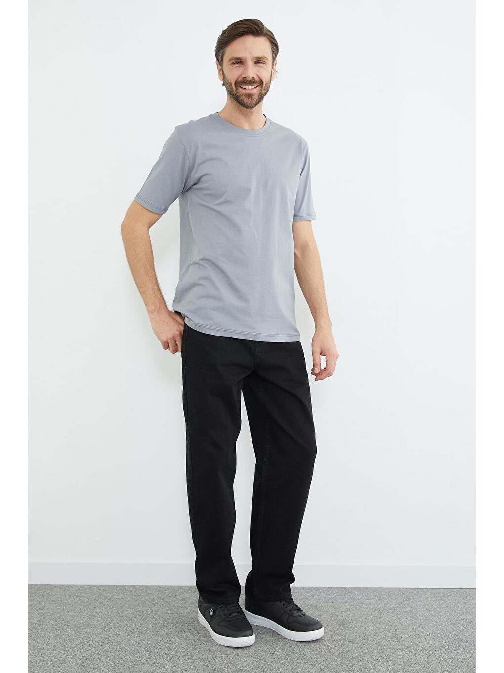 Gri Basic Bisiklet Yaka Tişört-2