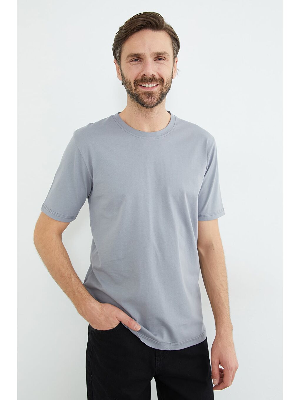 Gri Basic Bisiklet Yaka Tişört-4