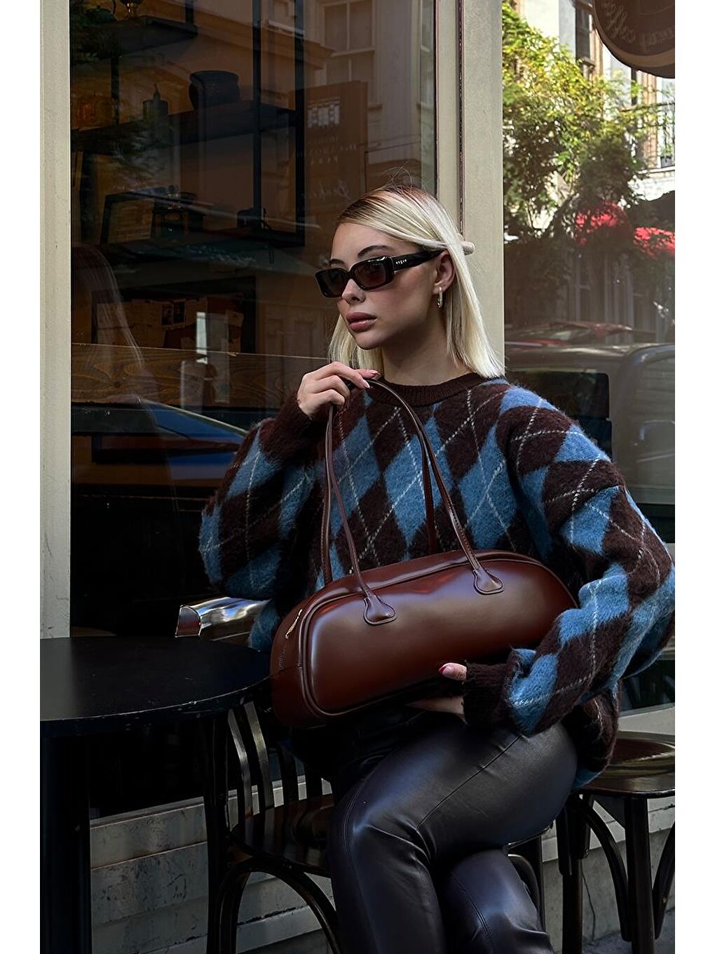 Kahverengi Miu Baget Çanta Fındık Kabuğu-5