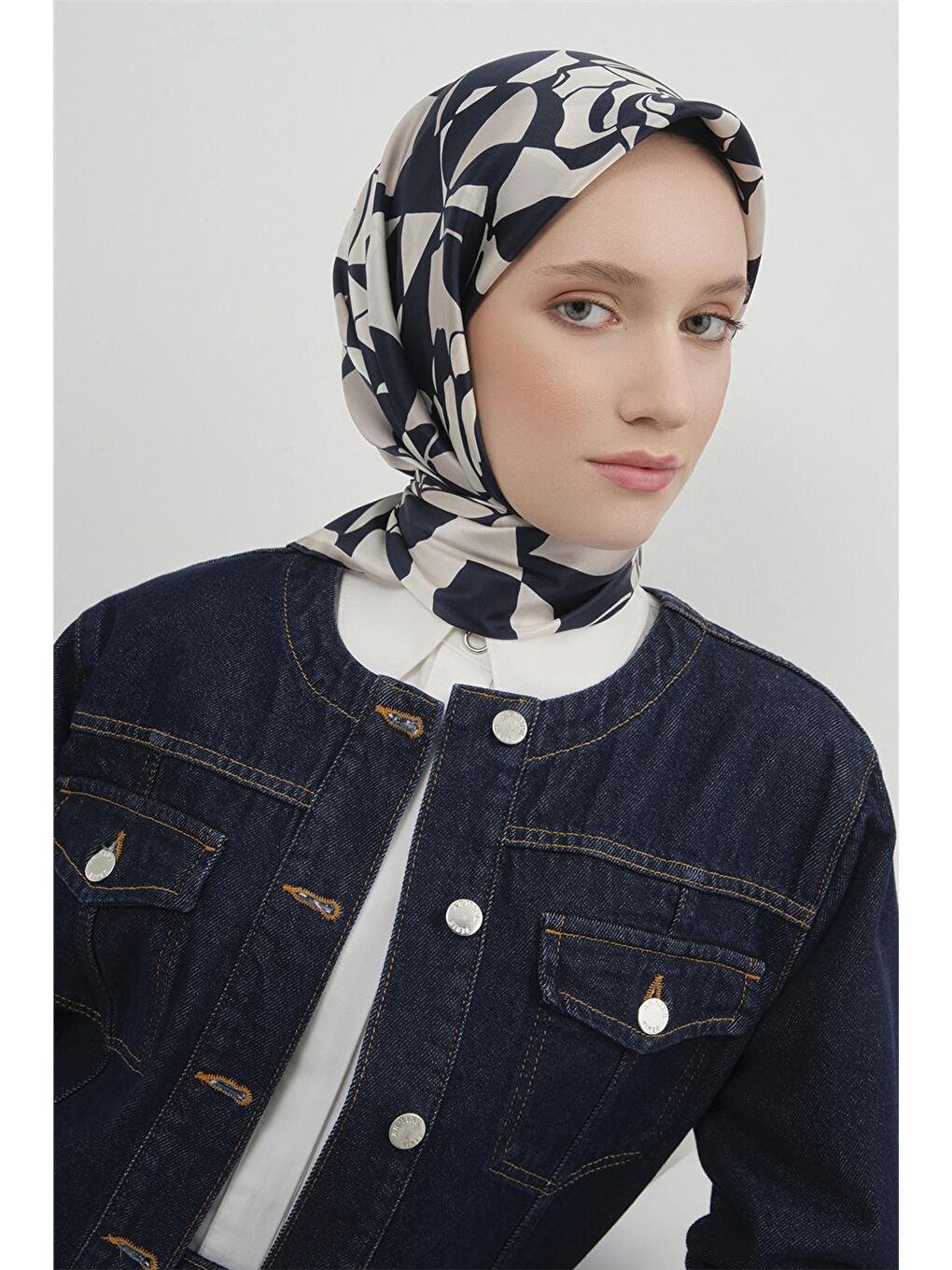 Lacivert Saf İpek Sura Eşarp 9551D 06-2
