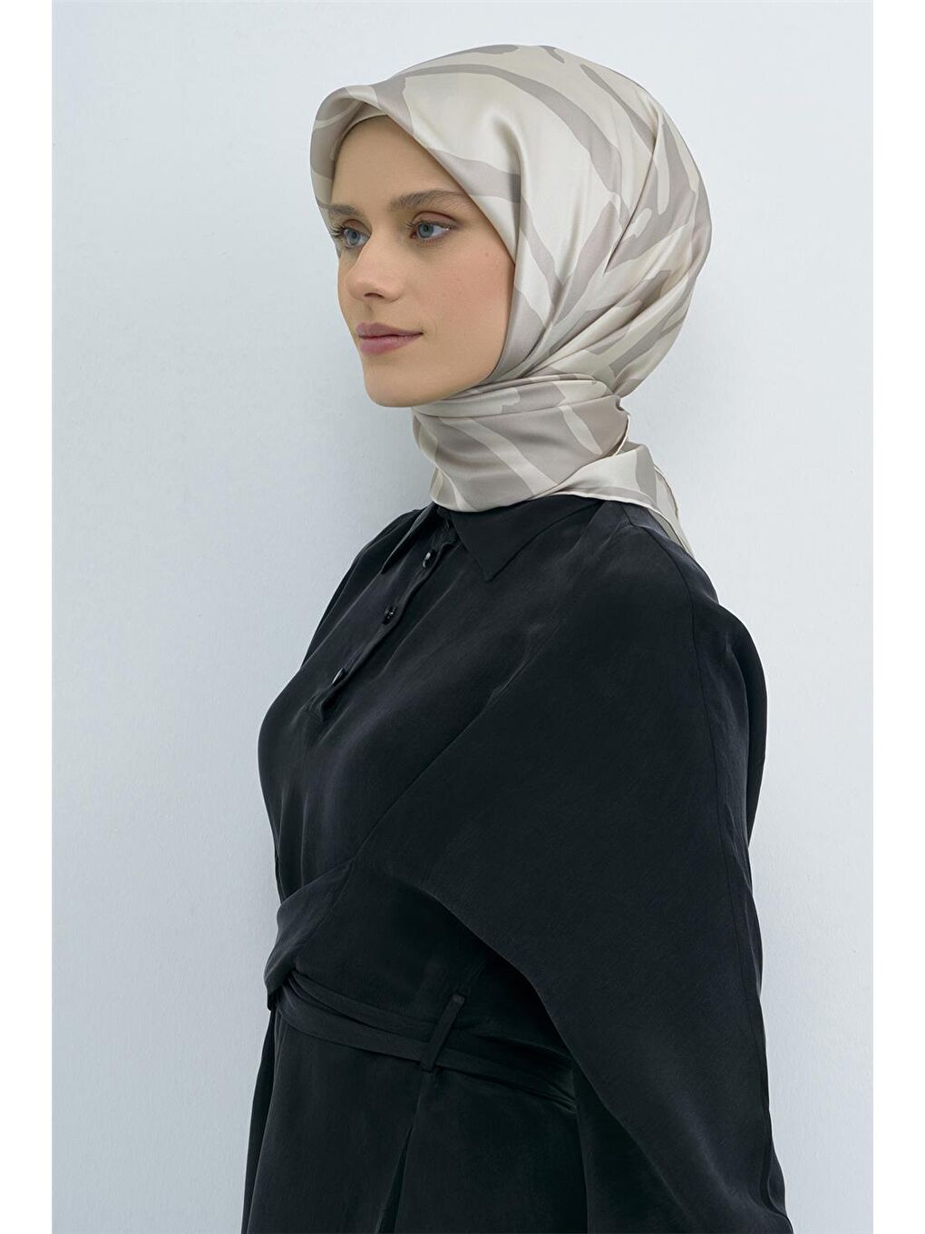 Bej Saf İpek Sura Eşarp 9554D 57-2