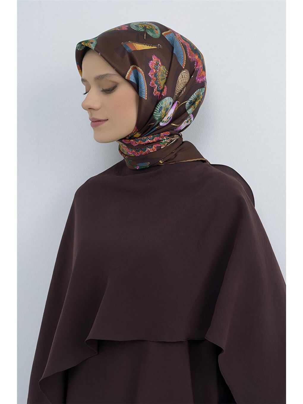 Kahverengi Saf İpek Sura Eşarp 9532D 81