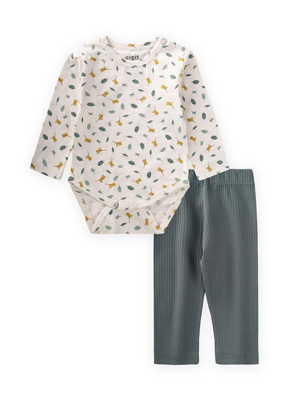 Beyaz Kız Çocuk Desenli Takım