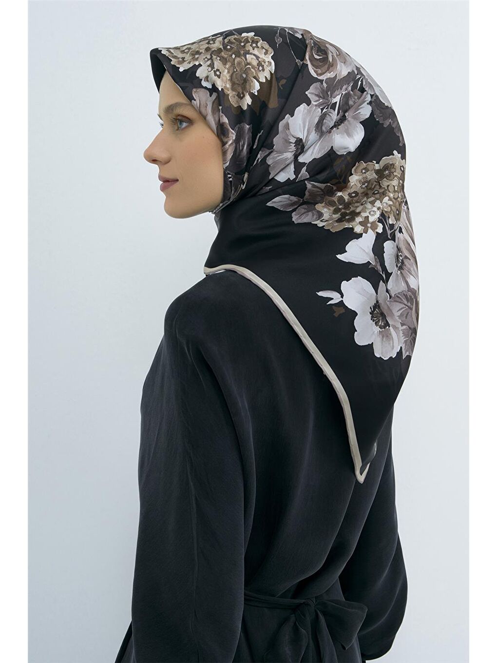 Siyah Saf İpek Twill Eşarp 9520D 01-1